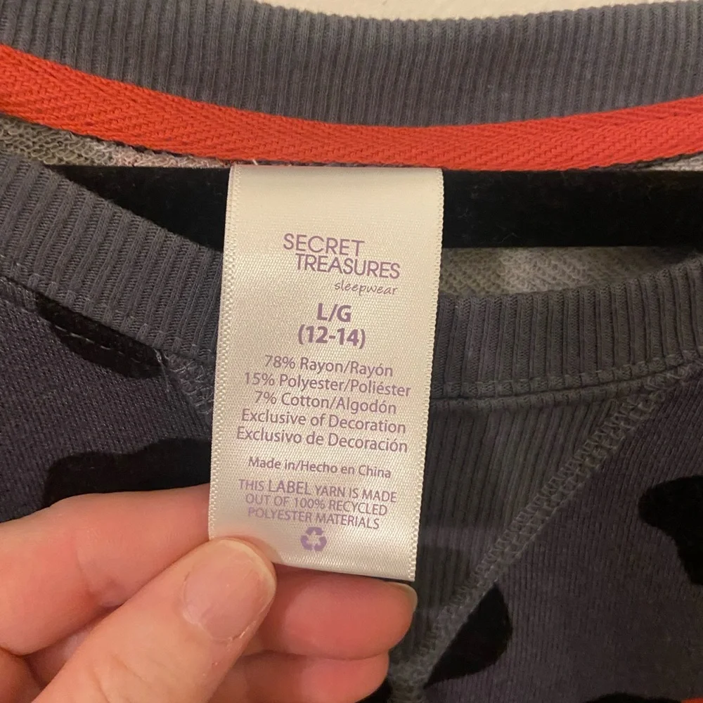 NWT  Secret Treasures woman’s large 12/14 sleep shirt - Picture 2 of 5